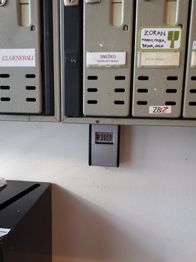 Apartma Snezko クランスカゴーラ エクステリア 写真